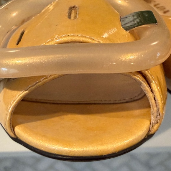 PRADA patent leather peep toe Bakelite ballet flats rare butter yellow color 36 - Picture 8 of 16